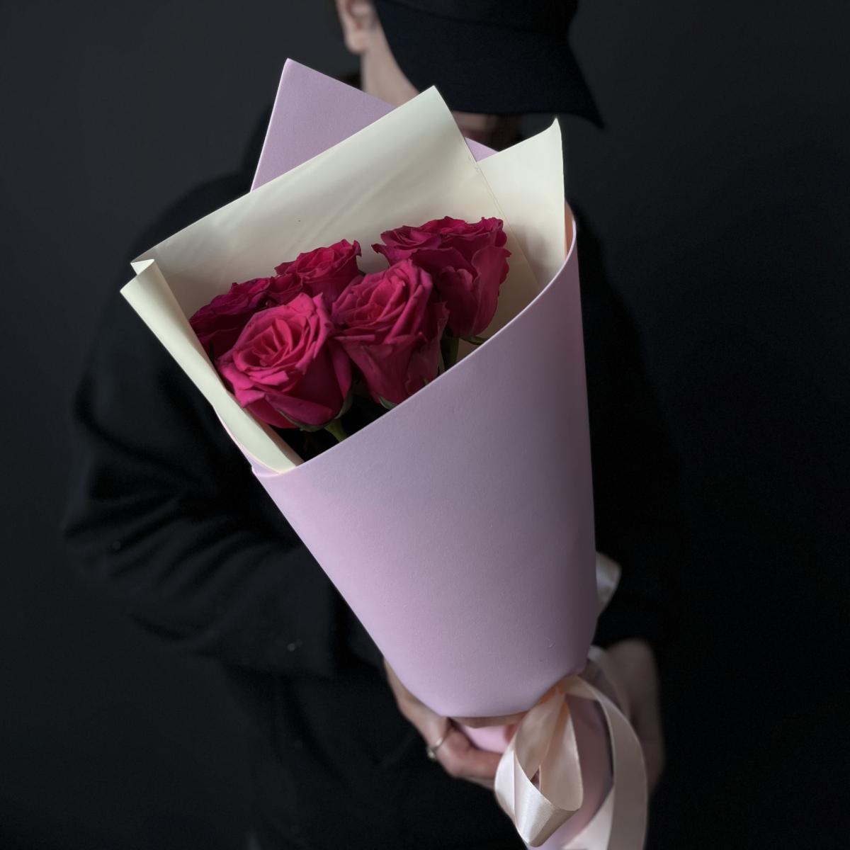 Букеты из розовых роз 40 см (Эквадор) код товара: 93766